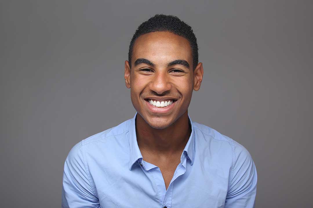 من هو المرشح الجيد لتغيير الابتسامة؟